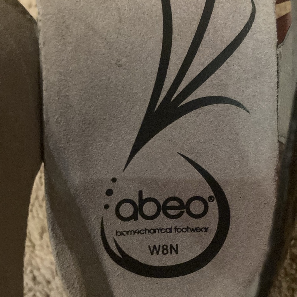 Abeo Wedge Sandals w two Velcro Straps - Picture 4 of 5